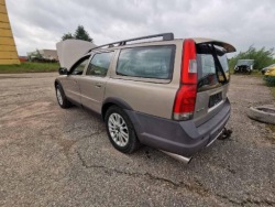 volvo XC 70 шланг воды 2002 2.4л
