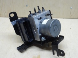 opel GRANDLAND 1.5 насос ABS 9832278080