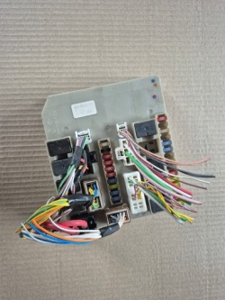 Module BSI BSM UCH Boîte à Fusibles Clio III Modus / Lift 04-12 194747 - Foto 7