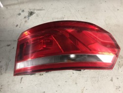 фонарь правый задний vw Touran III 15- 5TA945096A