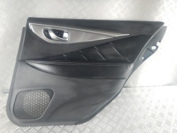 INFINITI Q50 правый дверные карты задний 829764GA0A