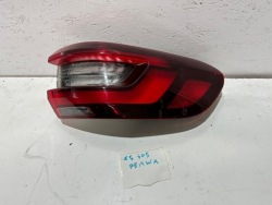 BMW G05 X5 фонарь правый led европа