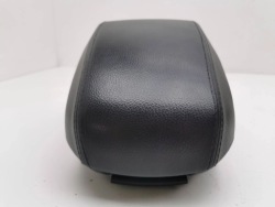 Chevrolet CAPTIVA 2008 подлокотник консоль средняя