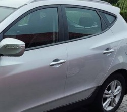 дверь левая задний Hyundai IX35 10-15