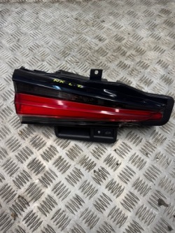 фонарь левый задний в крышку багажника lexus NX 300