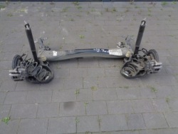 подвеска зад Балка Тормозной диск задняя ось peugeot 408 P54 2022 год