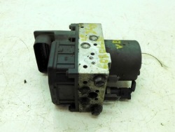 TOYOTA COROLLA VERSO E120 2.0d 05r насос ABS 89541-0F010
