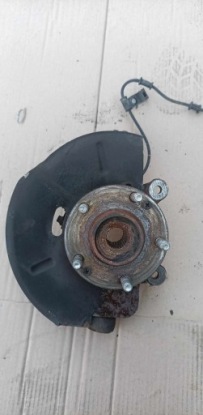 поворотный кулак, цапфа правая ступица перед 1.6 Hyundai IX35 10-15R