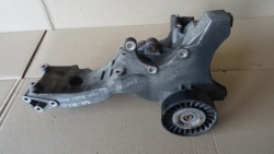 Audi A4 B6 лапа генератора 06D903143C