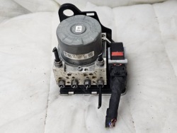volkswagen oe 5q0614517ef блок ABS