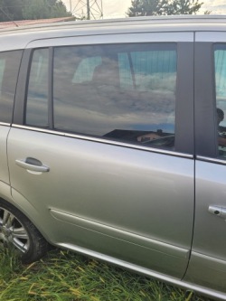 opel ZAFIRA b дверь правая зад Комплектная Z176