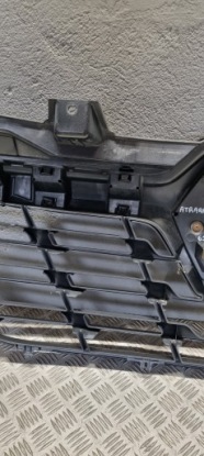 renault MASTER III РЕСТАЙЛИНГ решетка радиатора передняя 623102803R