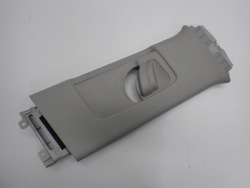 пластик защита правый передний 62410-0F010 TOYOTA VERSO 18R