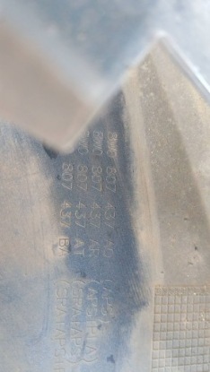 Audi A4 B9 РЕСТАЙЛИНГ бампер передний датчик парковки 8W0807437AQ