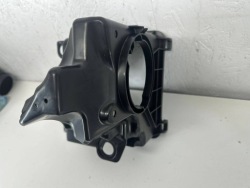корпус салонного фильтра воздуха mazda CX-30 133AY MKAP90