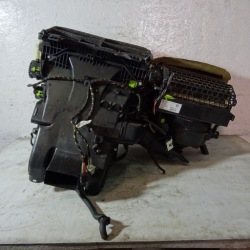 opel INSIGNIA A 2.0 радиатор отопителя 13345110