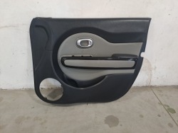 kia SOUL II 14-16R дверные карты правый передний 82302-B2800