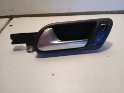 ручка двери левая передняя хром 1K1837113 vw JETTA 5 V 05-11