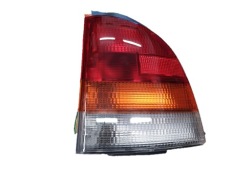TOYOTA STARLET фонарь левый оригинал
