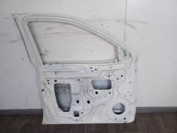 дверь -- nissan NAVARA IV D23 -- 2015 - 2022 -- переднее левое