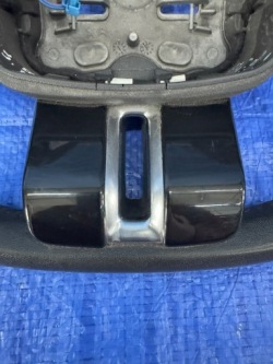 руль CITROEN C4 CACTUS рестайлинг 98304405ZD 98303131ZD