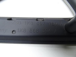 Держатель правая правый передний передняя 1K8867180A vw SCIROCCO III