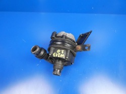 mercedes-benz oe A0005002686 водяной насос
