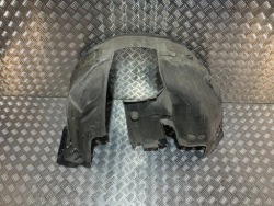 подкрылки передний левый BMW 6 E64