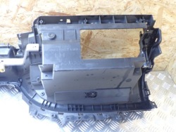 крепление диффузор бардачок subaru Forester III 2008R 2.0 10601