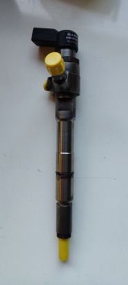 Форсунка vw Audi SKODA 1.6 tdi 03L130277B