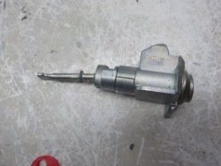 kia STONIC 1.2 комплект стартовый компьютер замок серцевина ключ 39107-03383