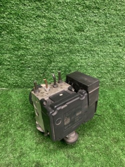 насос ABS MERCEDES W204 A1729014100