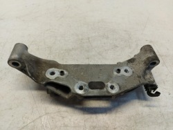 opel MOKKA b II лапа Двигателя правый передний