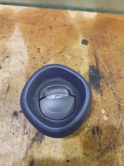 воздухозаборник жалюзи потока воздуха renault TRAFIC III