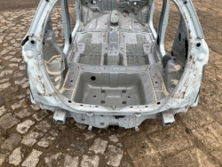 ремень задний кузов Honda JAZZ V 20- B609