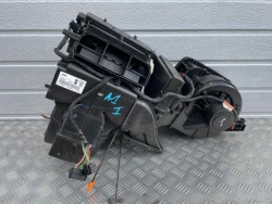 Audi A1 и 8X радиатор отопителя европа . 8X1820001G