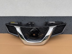 решетка радиатора европа nissan X-TRAIL X T32 2013 - 2017 .