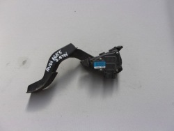 педаль газа Audi A6 C5 2.5 tdi 8D1723523M