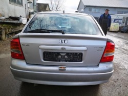 opel Astra форсунка 2000 1.7л