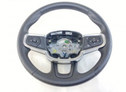 32366941 руль volvo XC40