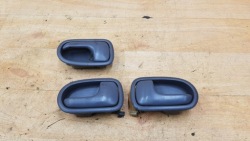 ручка двери передняя зад 3SZT комплект mazda 323 BJ