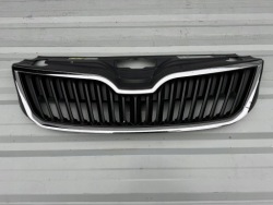 SKODA RAPID 5JA 12-17R решетка радиатора перед 5JA853668
