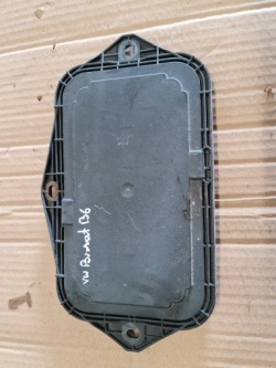 заглушка Пластик под лобовое стекло vw PASSAT B6 5P0941369