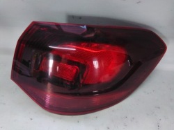 7946 opel Astra J фонарь правый 1222251
