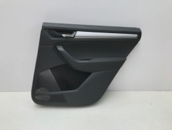 SKODA KODIAQ 2023 дверные карты задний правый 565867024