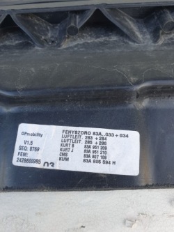 Audi Q3 II 83A 18-> панель передняя / телевизор перед 83A805594H