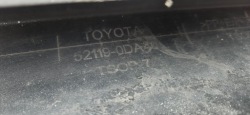 TOYOTA YARIS III РЕСТАЙЛИНГ 17- бампер передний 52119-0DA40 оригинал хорошее состояние