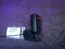 opel CORSA d HB 5D 10-20 РЕСТАЙЛИНГ защелка ремня задний 13274778