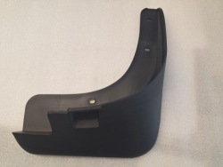 брызговик правый передний Chevrolet TACUMA 96262637