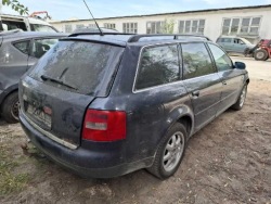 Audi A6 шланг интеркулера 2001 2.5л